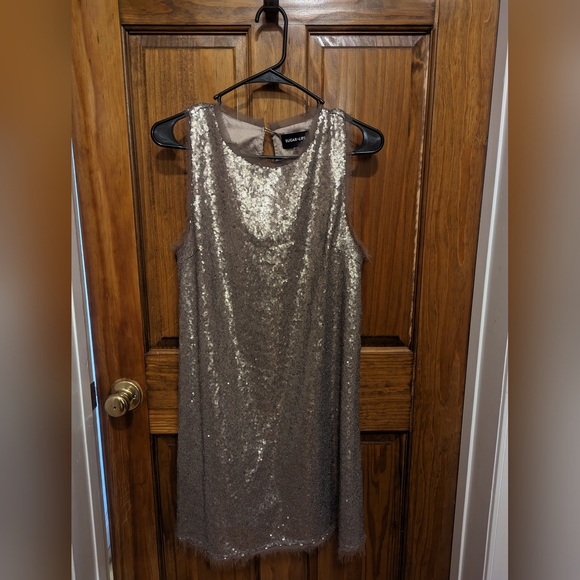 Sequined Racer Back Dress - Picture 5 of 5
